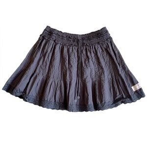 Odd Molly Gray Crinkled Cotton Mini Skirt with Eyelet Lace Trim – Size 1 (Small)
